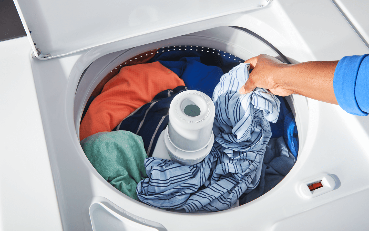 Why You Shouldn t Put Too Much Soap In Your Washing Machine Swash